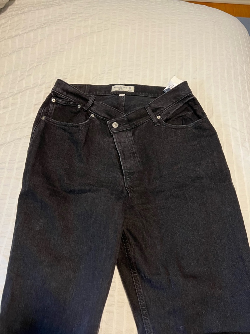 Abercrombie & Fitch Curve Love High-Rise dad jeans